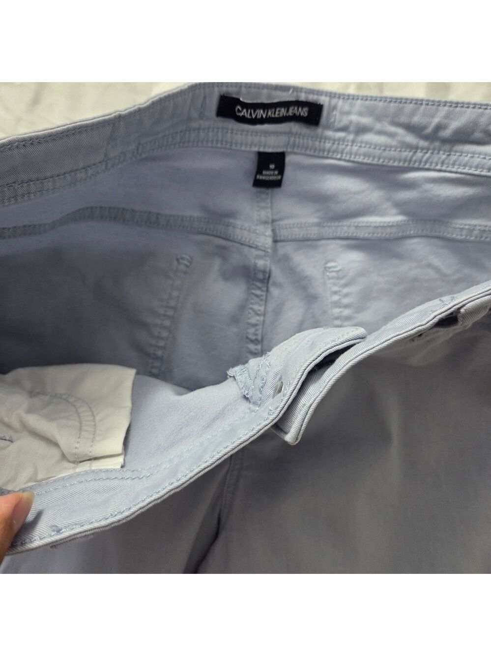 Calvin Klein Jeans Mid Rise Cropped Pastel Blue Jeans Size 10 - Picture 3 of 9